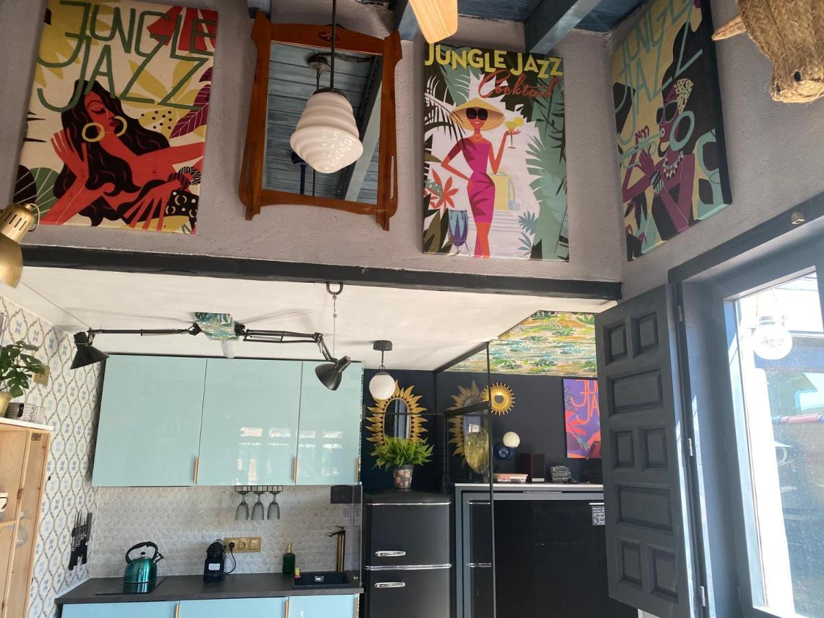 Alfoz, -tiny House- Con Patio Privado Y Barbacoa Velliza